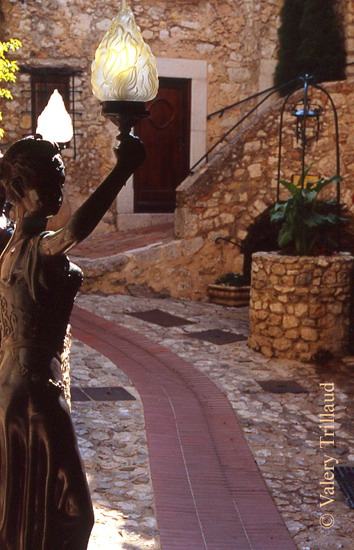 Eze