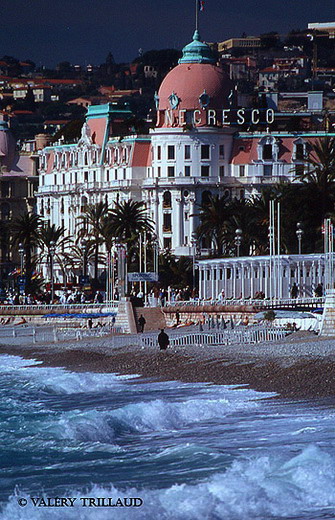 Les vagues du Negresco
