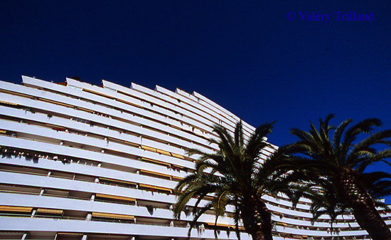 Marina de Villeneuve Loubet modernisme