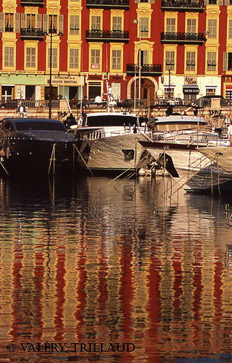 Reflet Port de Nice